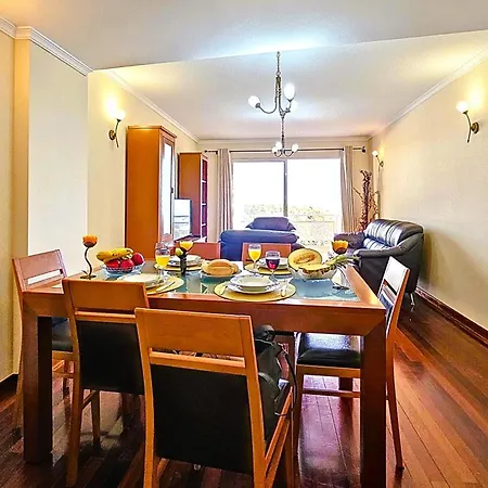 Zentrum Apartment *